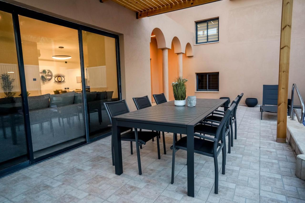 וילה רוני בריכה מחוממת Villa Roni Heated Pool إيلات المظهر الخارجي الصورة